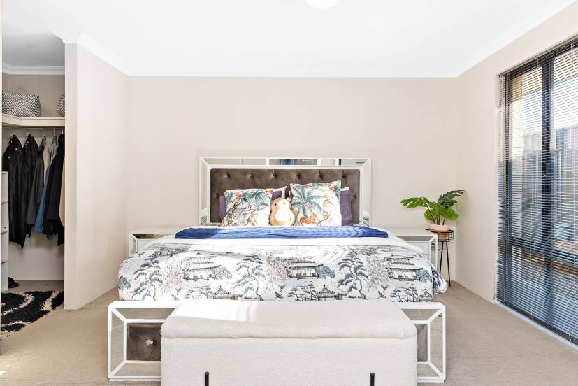 132 Rossiter Avenue, PIARA WATERS, WA 6112 AUS