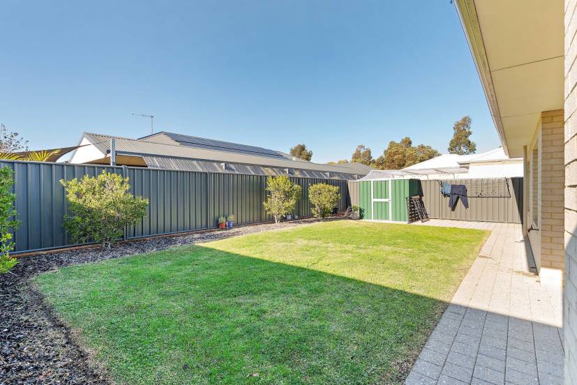 132 Rossiter Avenue, PIARA WATERS, WA 6112 AUS