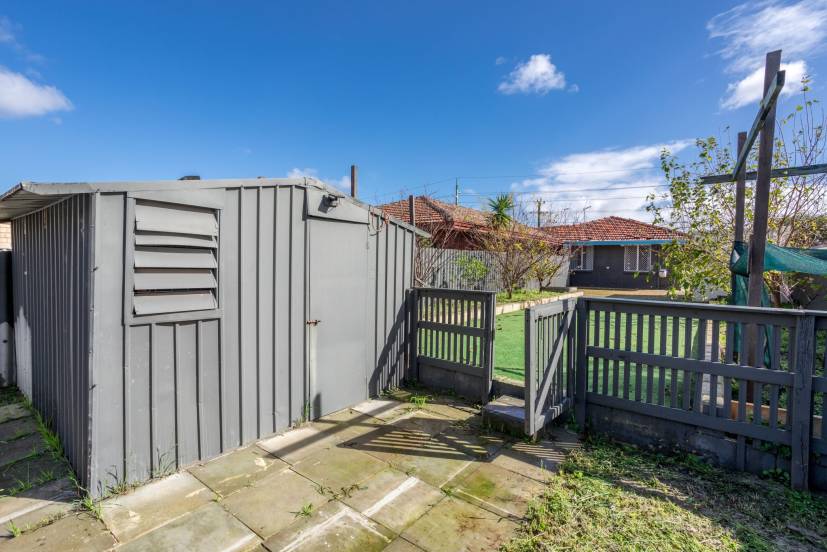 291B Wharf Street, QUEENS PARK, WA 6107 AUS