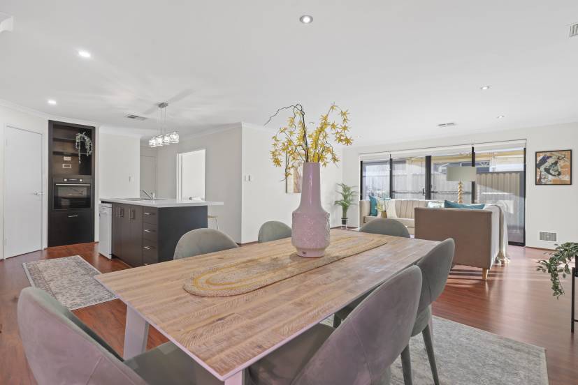 13 Napoli Avenue, PIARA WATERS, WA 6112 AUS