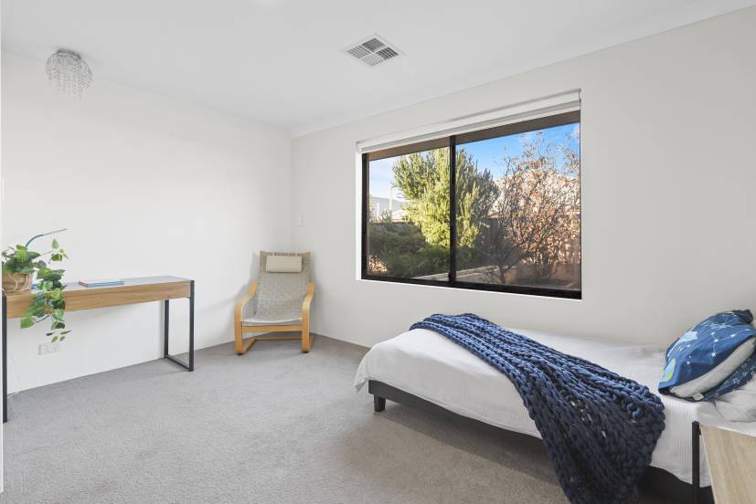 13 Napoli Avenue, PIARA WATERS, WA 6112 AUS