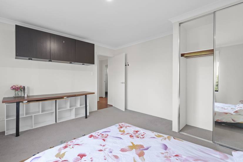 13 Napoli Avenue, PIARA WATERS, WA 6112 AUS