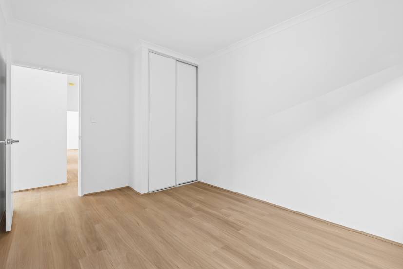 16 Melbourne Loop, HAMMOND PARK, WA 6164 AUS