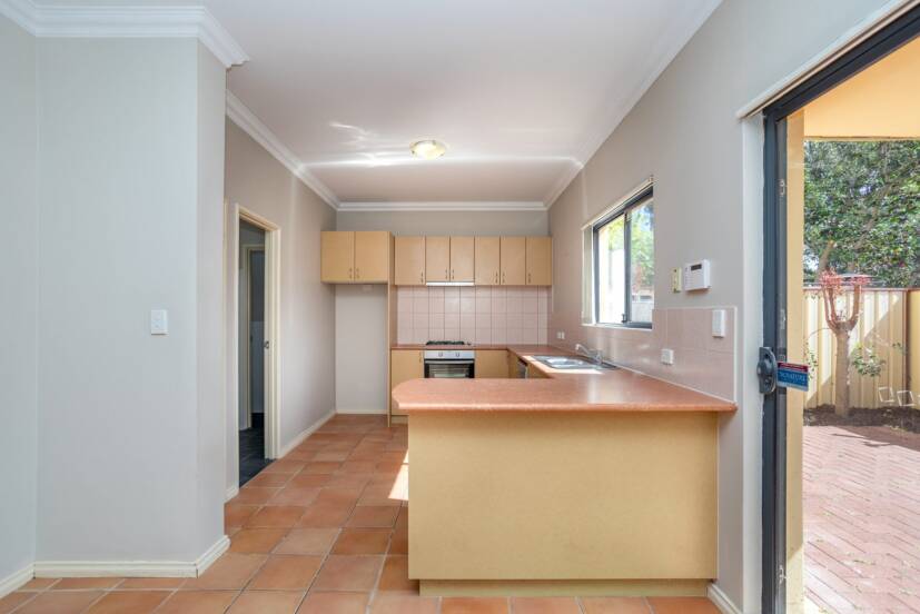 7/148 Forrest Street, FREMANTLE, WA 6160 AUS