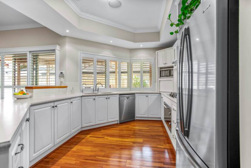 41 Cromarty Gardens, CANNING VALE, WA 6155 AUS