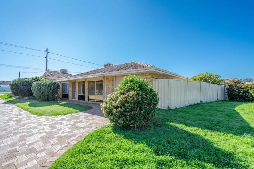 2/17 Attfield Street, MADDINGTON, WA 6109 AUS