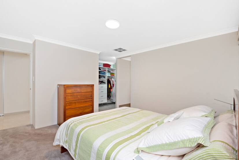 105 Bellas Circuit, PIARA WATERS, WA 6112 AUS