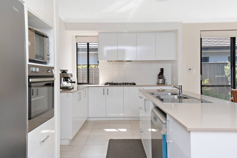 105 Bellas Circuit, PIARA WATERS, WA 6112 AUS