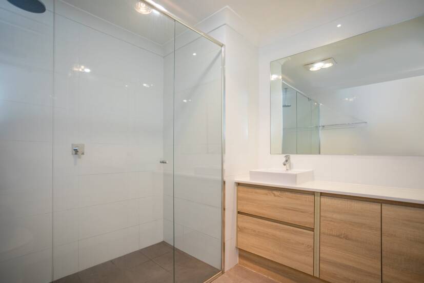 25 Storey Road, THORNLIE, WA 6108 AUS