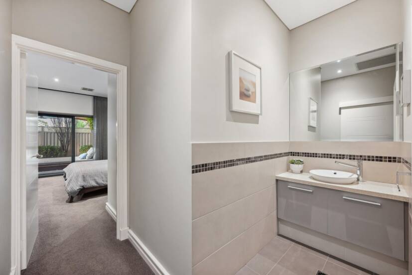 55 Gladstone Road, RIVERVALE, WA 6103 AUS