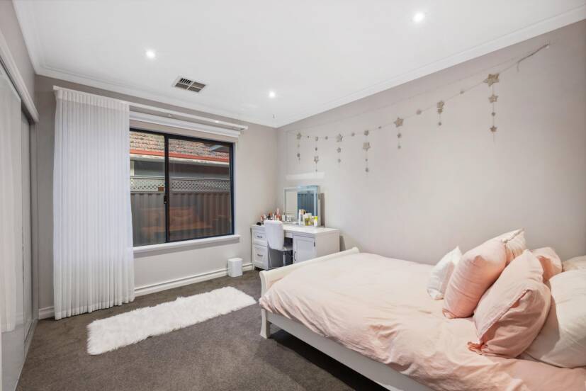 55 Gladstone Road, RIVERVALE, WA 6103 AUS