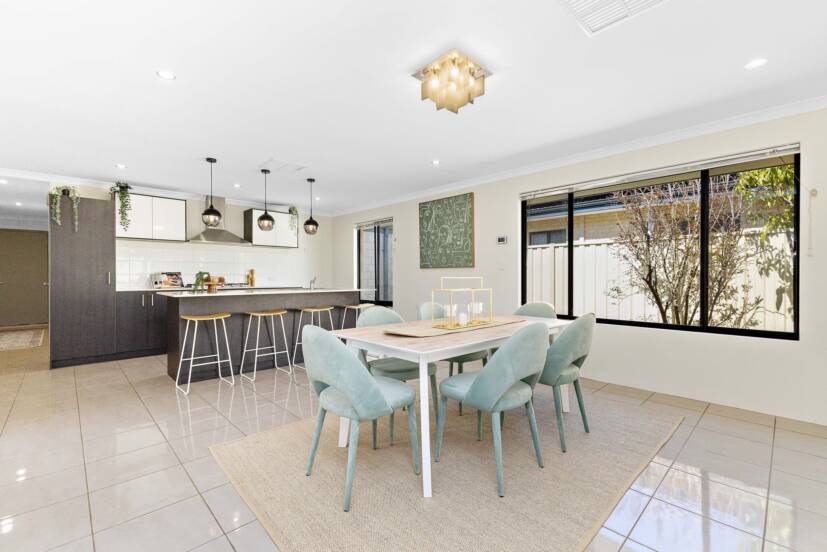 121 Huntingdale Road, HUNTINGDALE, WA 6110 AUS