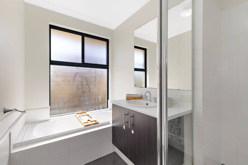 121 Huntingdale Road, HUNTINGDALE, WA 6110 AUS
