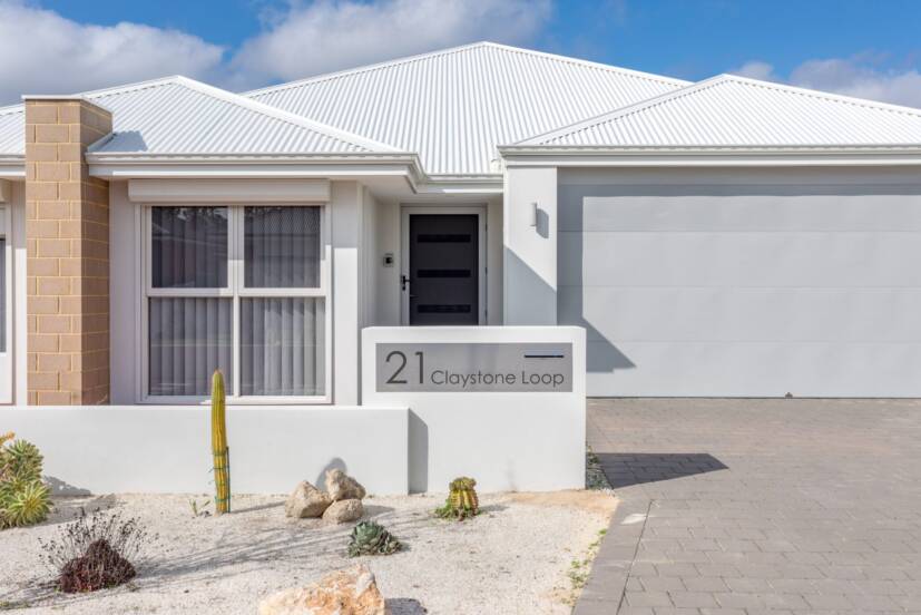 21 Claystone Loop, PIARA WATERS, WA 6112 AUS