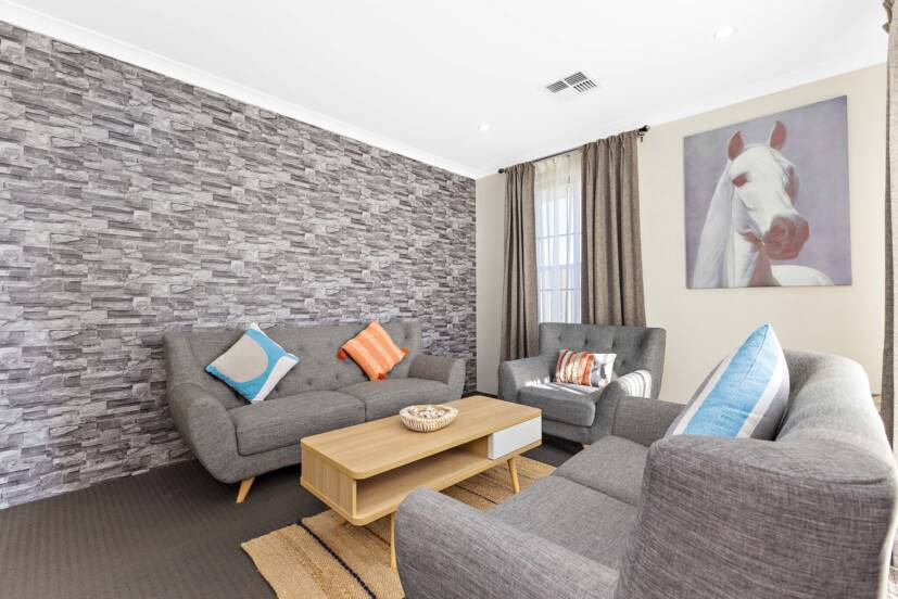 1 Torino Crescent, PIARA WATERS, WA 6112 AUS