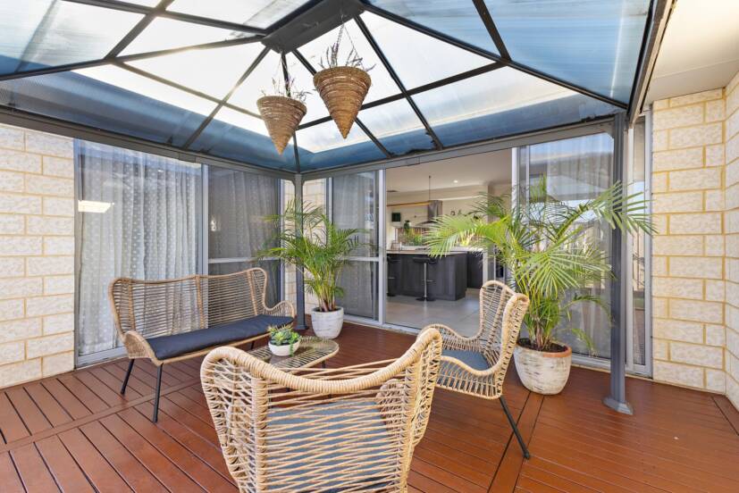 1 Torino Crescent, PIARA WATERS, WA 6112 AUS