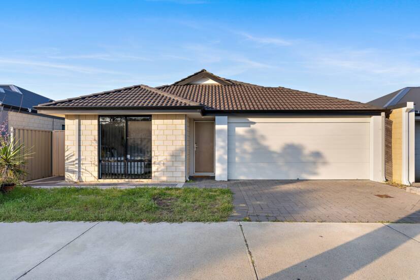 49 Piara Drive, PIARA WATERS, WA 6112 AUS