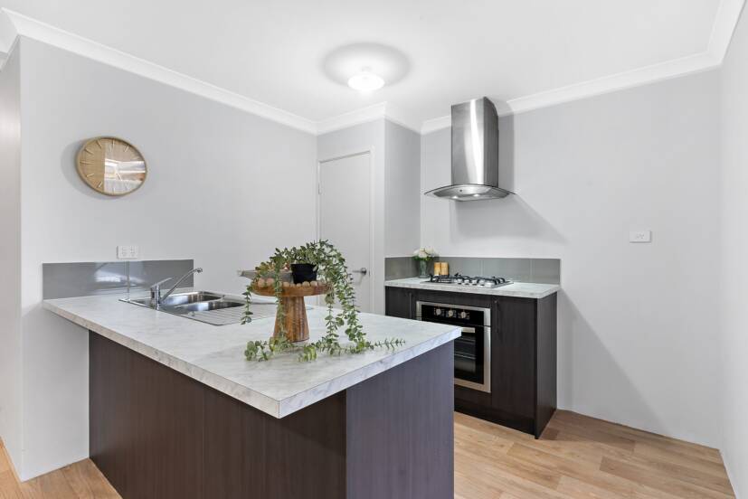 49 Piara Drive, PIARA WATERS, WA 6112 AUS