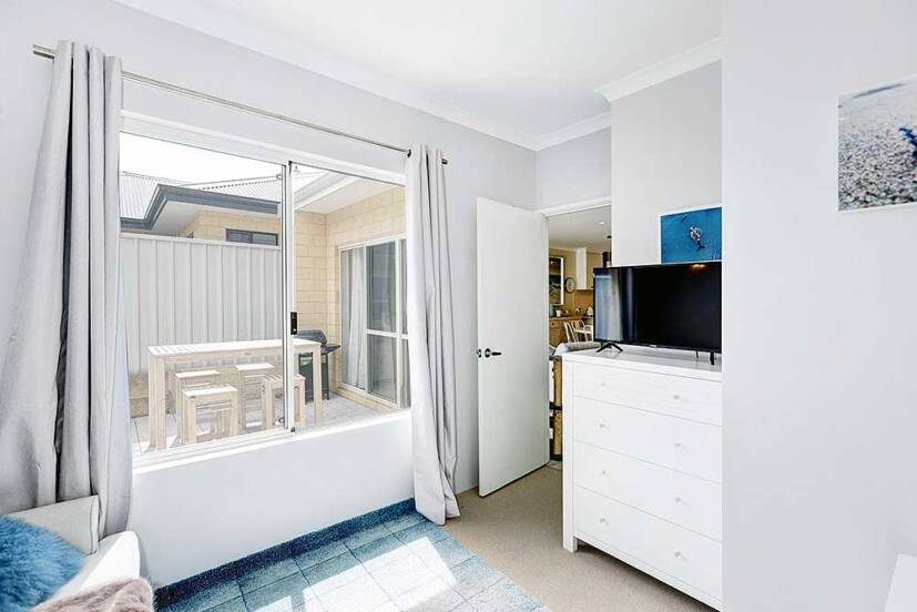 1A Escalus Street, COOLBELLUP, WA 6163 AUS