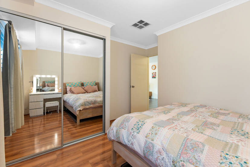 23 Bellas Circuit, PIARA WATERS, WA 6112 AUS