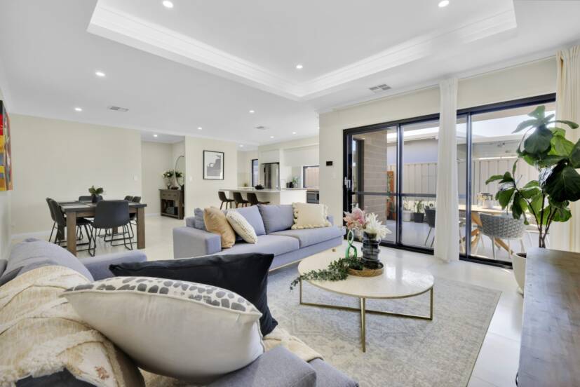 29 Piara Drive, PIARA WATERS, WA 6112 AUS