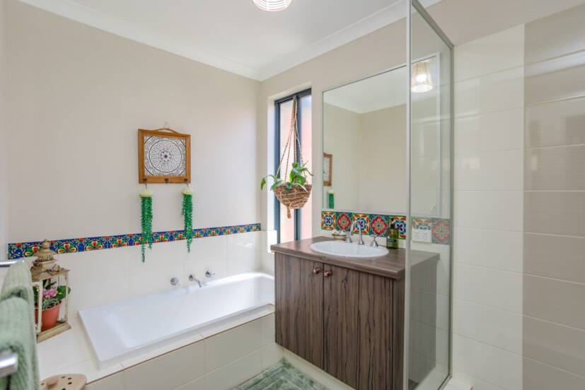 9 Bloomsbury Way, HARRISDALE, WA 6112 AUS