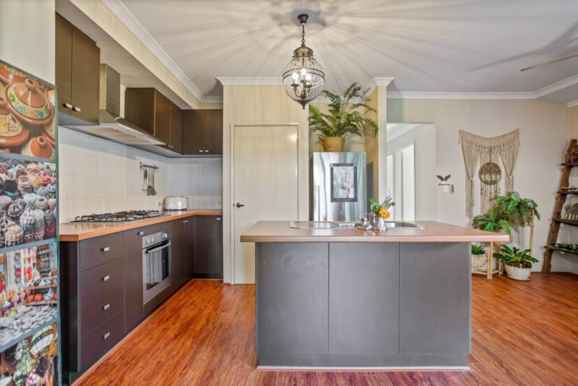 9 Bloomsbury Way, HARRISDALE, WA 6112 AUS