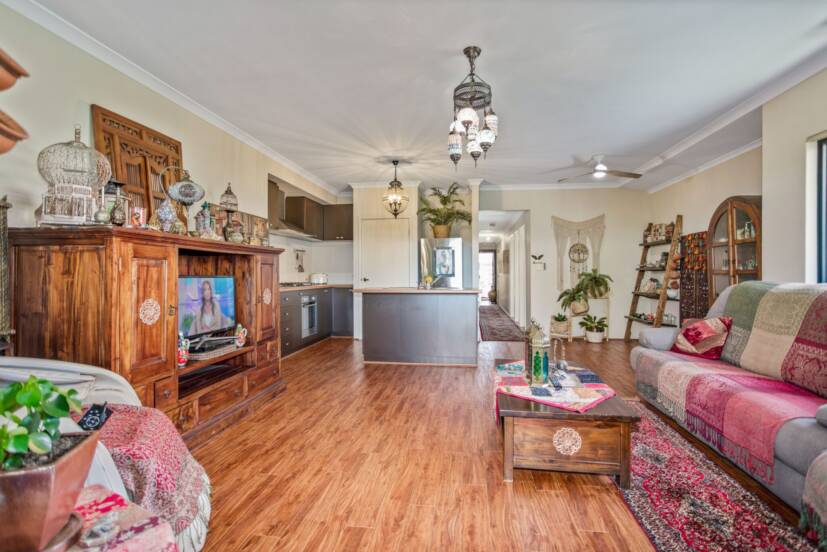 9 Bloomsbury Way, HARRISDALE, WA 6112 AUS