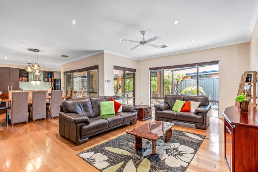 10 Chiara Avenue, HARRISDALE, WA 6112 AUS