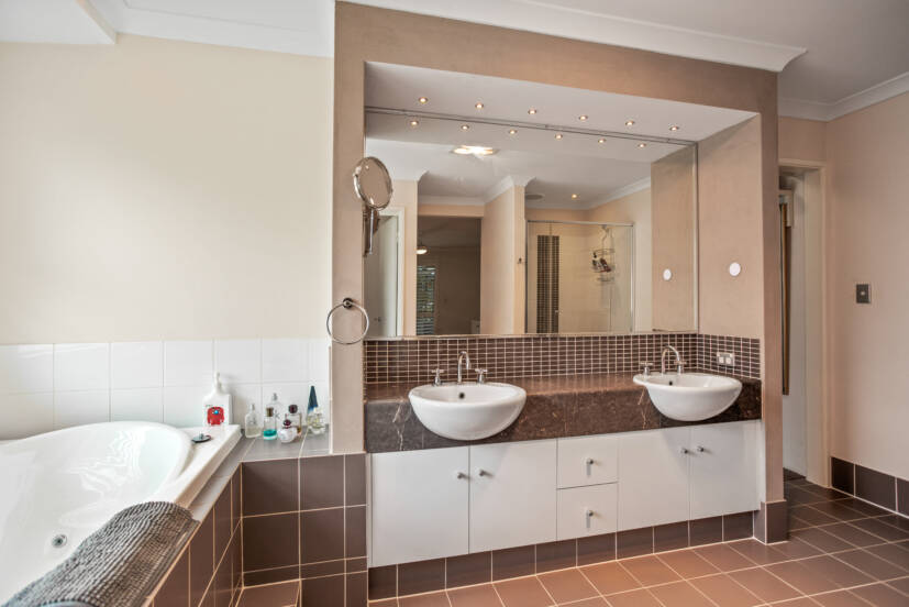 10 Chiara Avenue, HARRISDALE, WA 6112 AUS