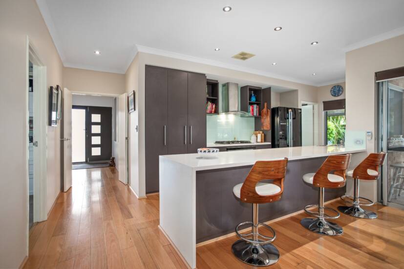 10 Chiara Avenue, HARRISDALE, WA 6112 AUS