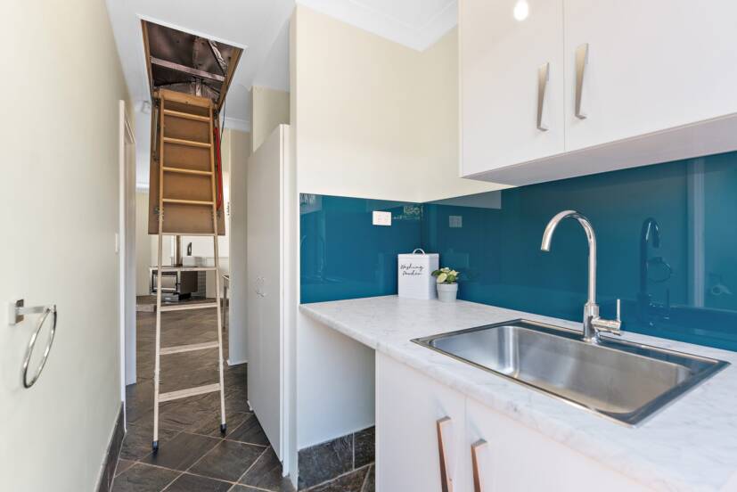 21 Lisbon Way, SEVILLE GROVE, WA 6112 AUS
