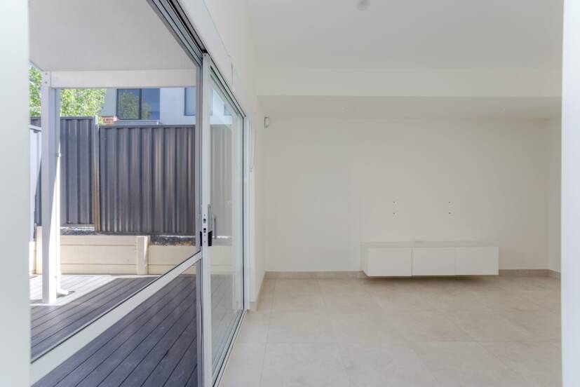 4B Hannibal Street, PALMYRA, WA 6157 AUS