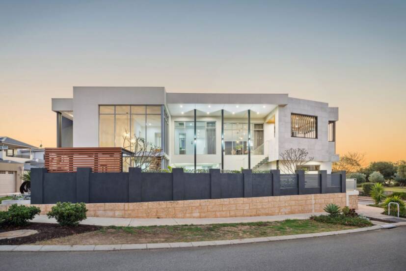 10 Lucretia Circle, NORTH COOGEE, WA 6163 AUS