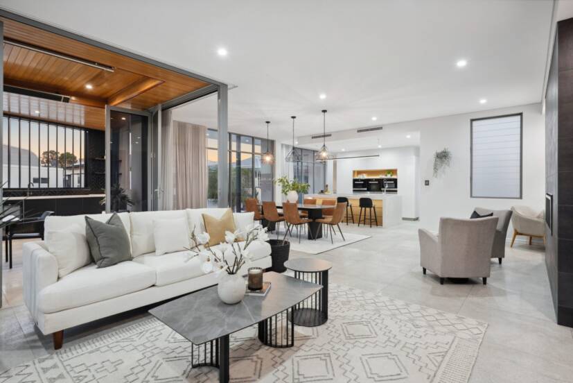 10 Lucretia Circle, NORTH COOGEE, WA 6163 AUS