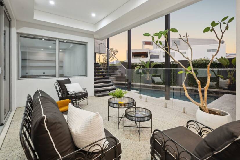 10 Lucretia Circle, NORTH COOGEE, WA 6163 AUS
