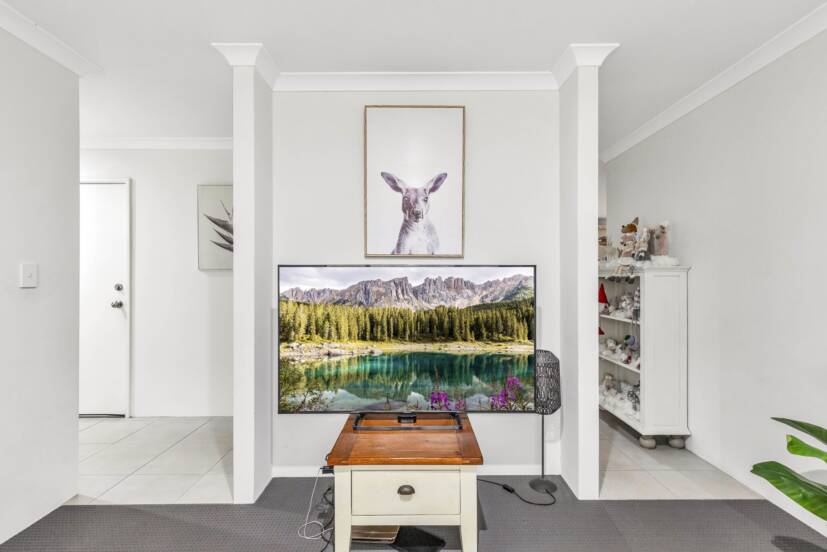 12 Flatbush Road, HILBERT, WA 6112 AUS