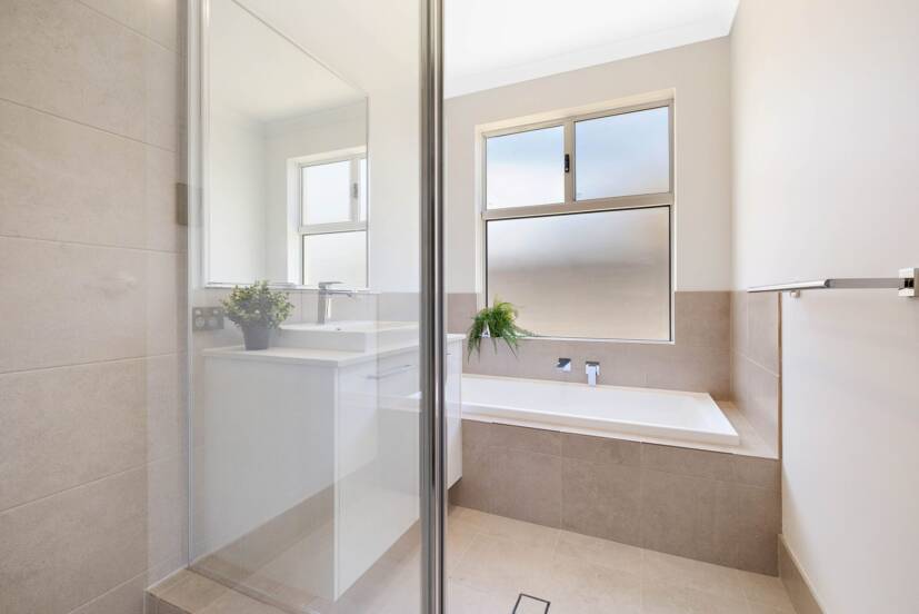 3 Trotter Street, FORRESTDALE, WA 6112 AUS