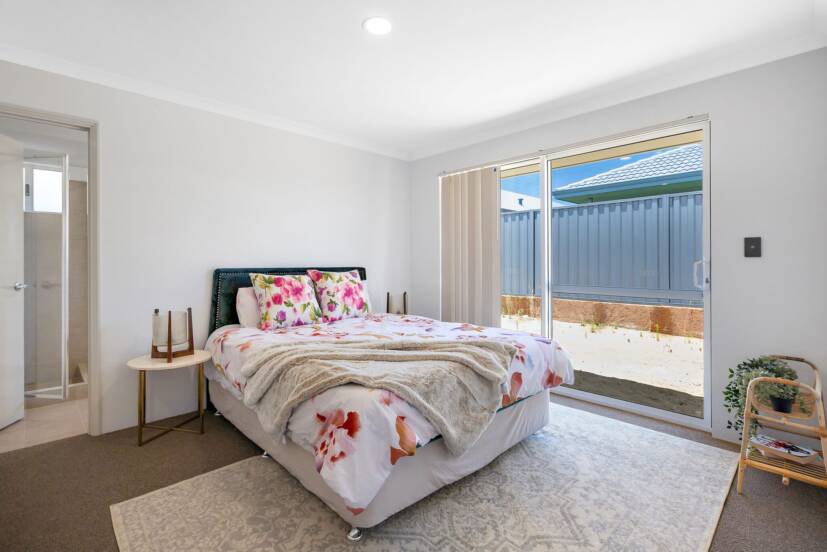 3 Trotter Street, FORRESTDALE, WA 6112 AUS