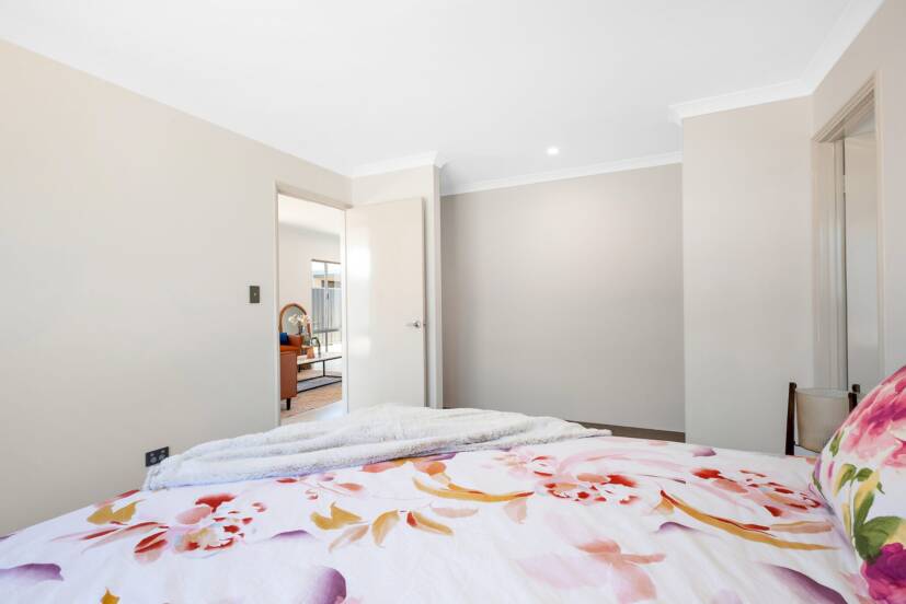 3 Trotter Street, FORRESTDALE, WA 6112 AUS
