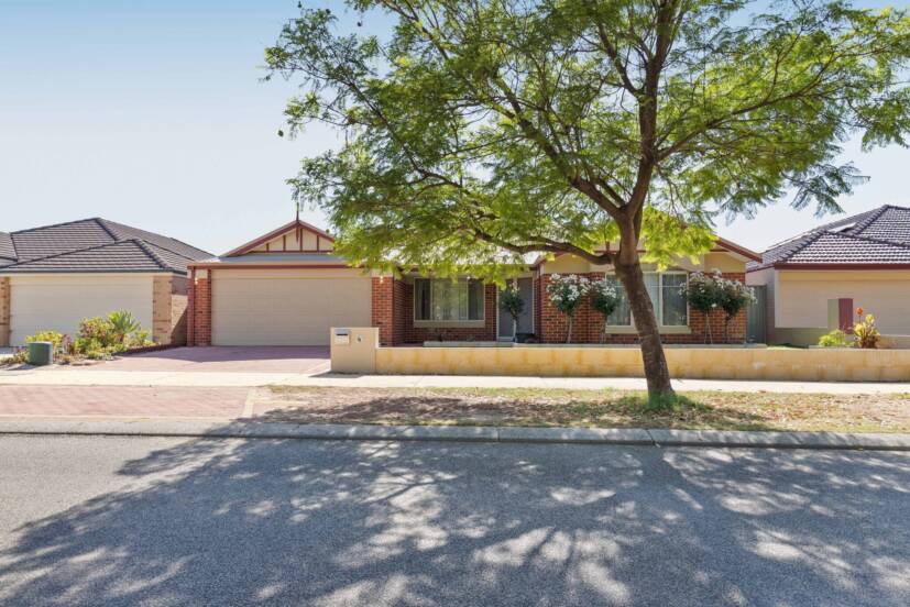 58 Columbia Parkway, PIARA WATERS, WA 6112 AUS