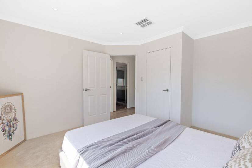 58 Columbia Parkway, PIARA WATERS, WA 6112 AUS