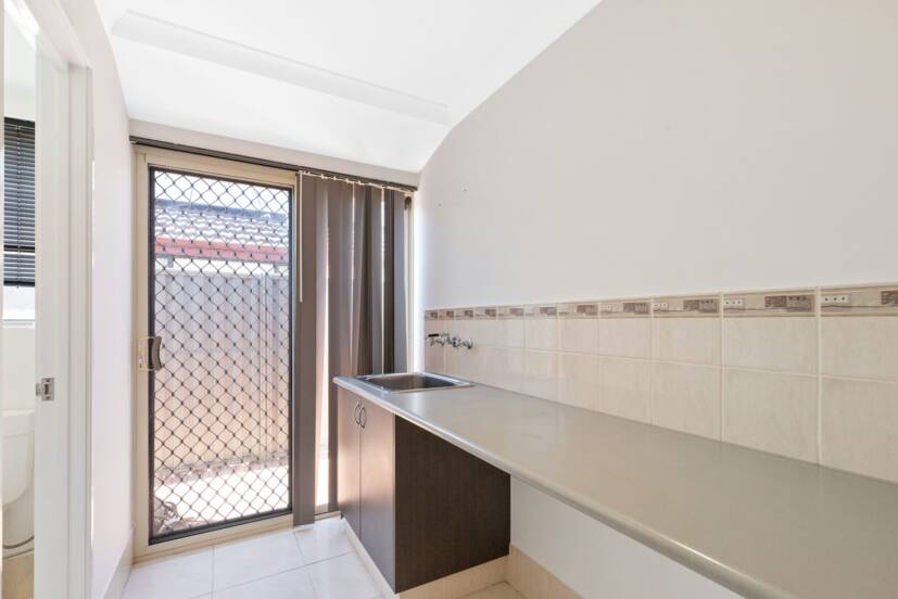 58 Columbia Parkway, PIARA WATERS, WA 6112 AUS