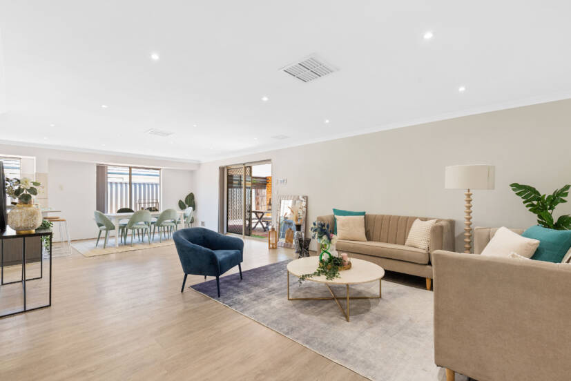 58 Columbia Parkway, PIARA WATERS, WA 6112 AUS