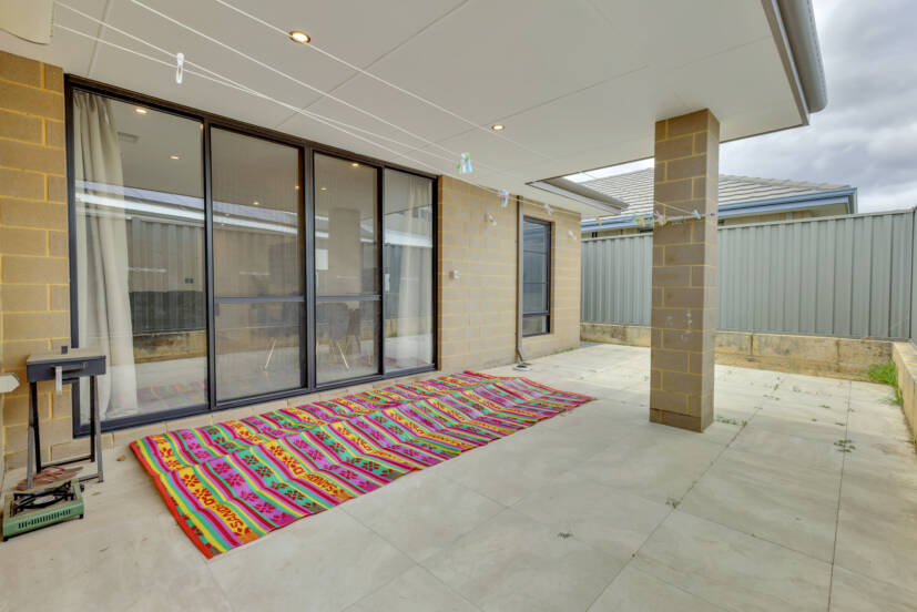 6 Corymbia Boulevard, BYFORD, WA 6122 AUS