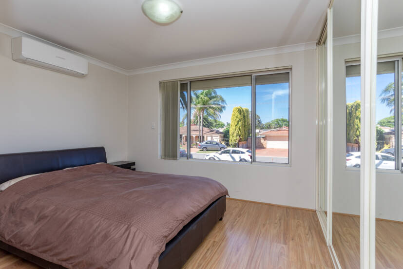 11 Maitland Place, THORNLIE, WA 6108 AUS