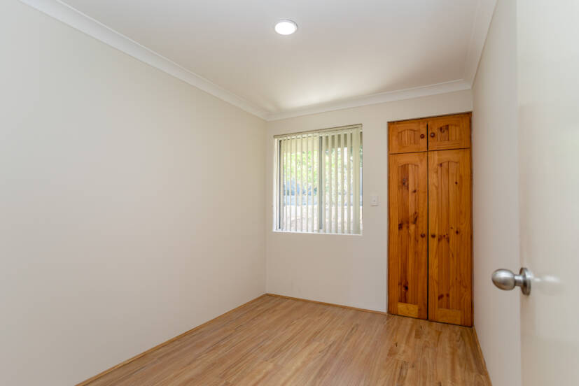 11 Maitland Place, THORNLIE, WA 6108 AUS