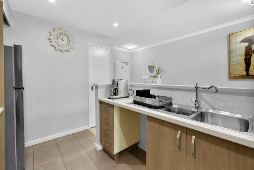 8/6 Ibera Way, SUCCESS, WA 6164 AUS