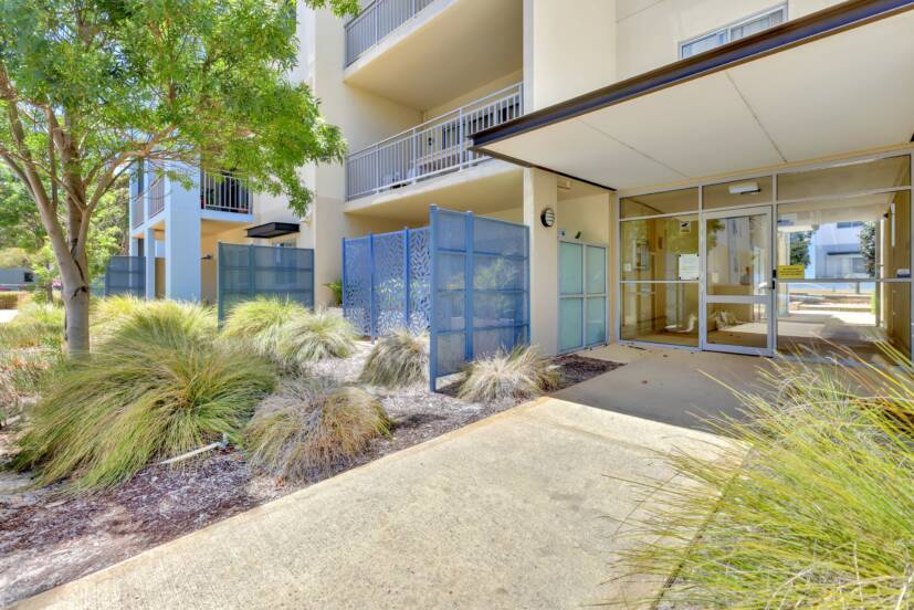 8/6 Ibera Way, SUCCESS, WA 6164 AUS