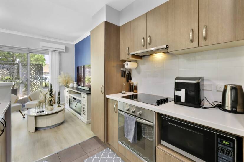 8/6 Ibera Way, SUCCESS, WA 6164 AUS